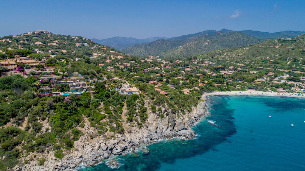 Sardegna sud, le ville in affitto ideali. Panorama Torre delle Stelle