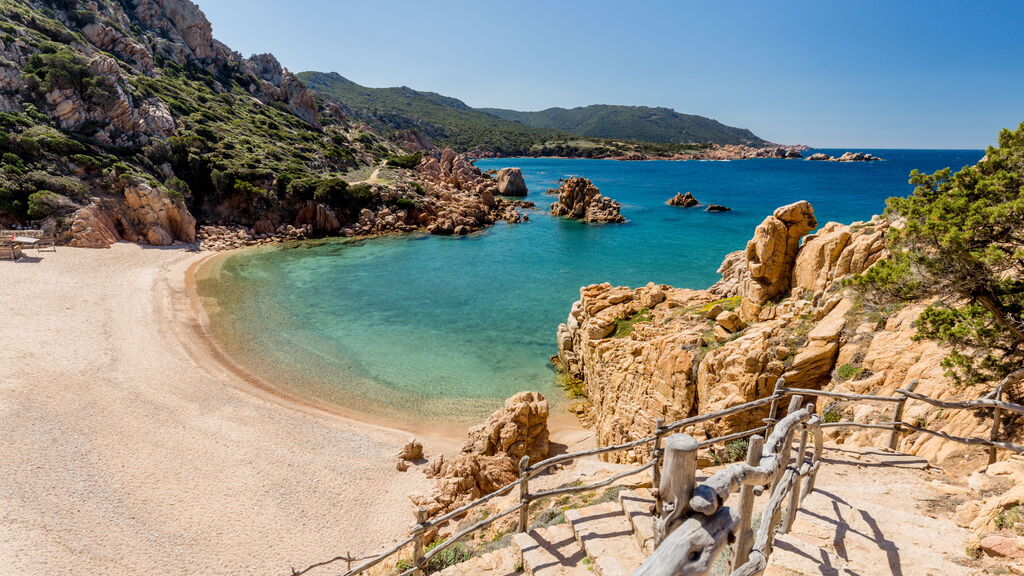 Costa Paradiso, 5 holiday tips. Beach