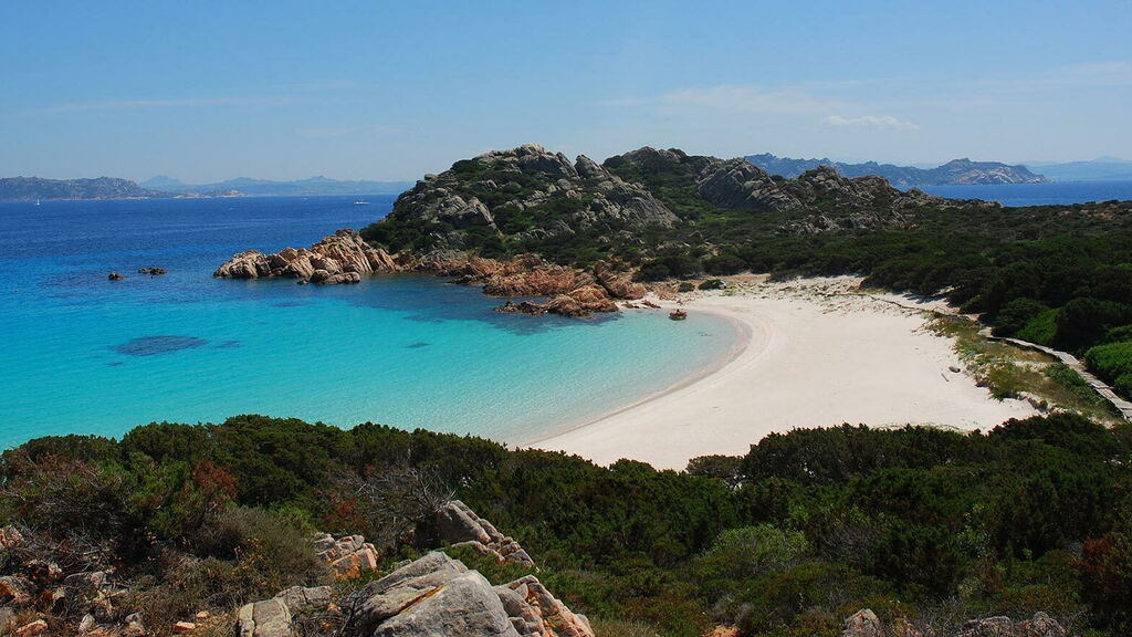 The best beaches in the North of Sardinia blue sea