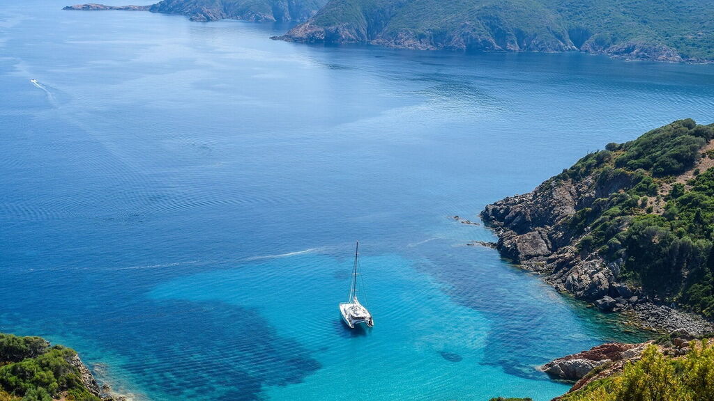 Catamaran Holiday in Sardinia blue sea