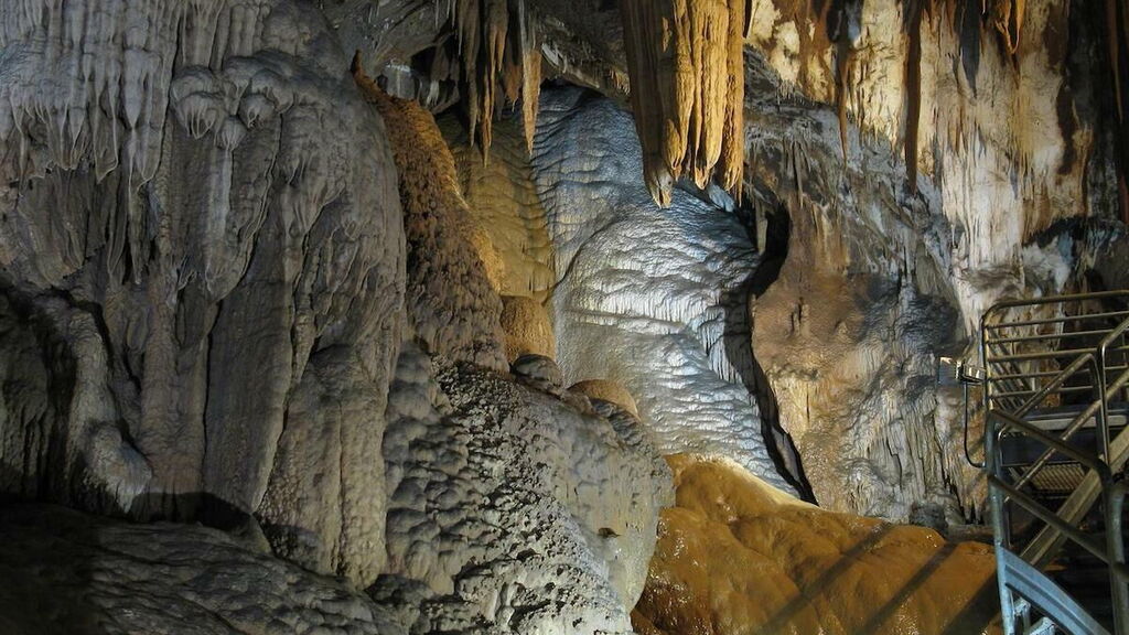 Caves to visit in Sardinia Su Mannau Fluminimaggiore