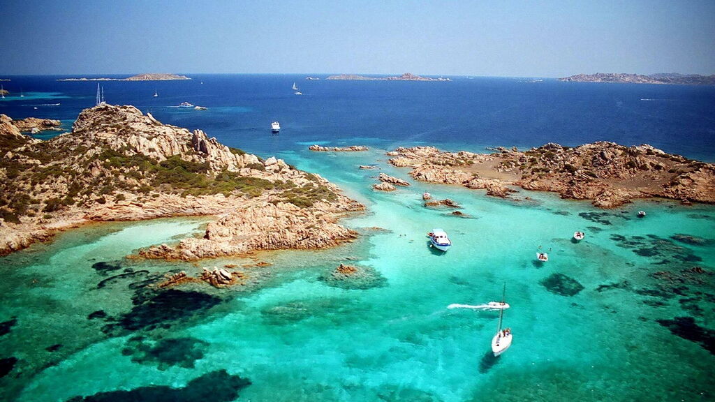 Boat trips in the North of Sardinia La Maddalena