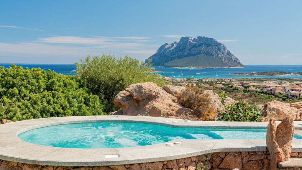 La tua villa a Porto San Paolo Sardegna La tua villa a Porto San Paolo Sardegna