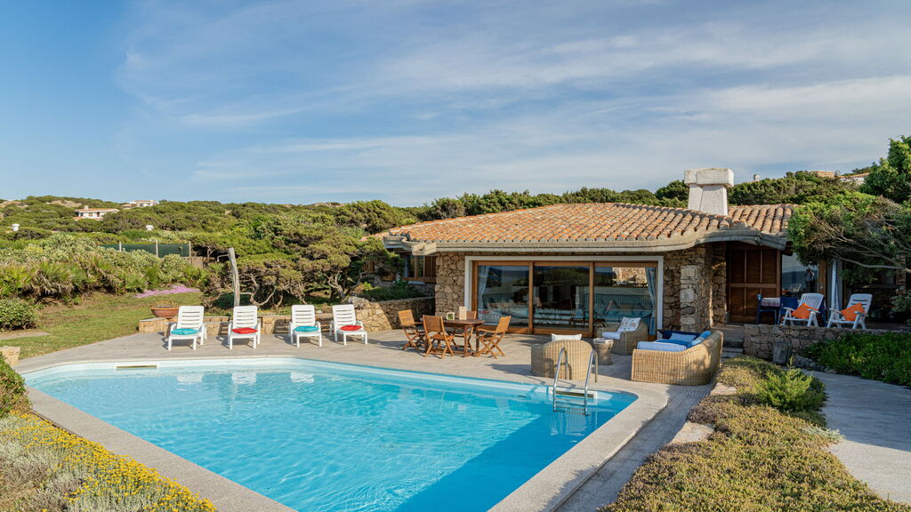 Villa Smeralda in Portobello di Gallura. Pool