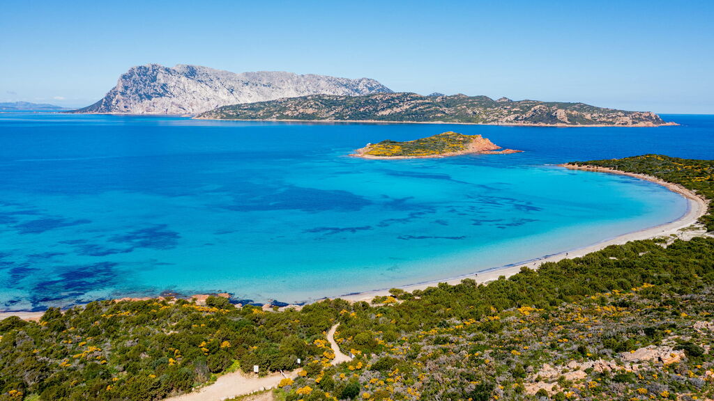Villa Smeralda a Portobello di Gallura. Tavolara