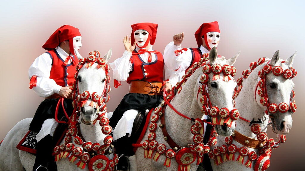 Traditionelle Feste in Sardinien die Sartiglia