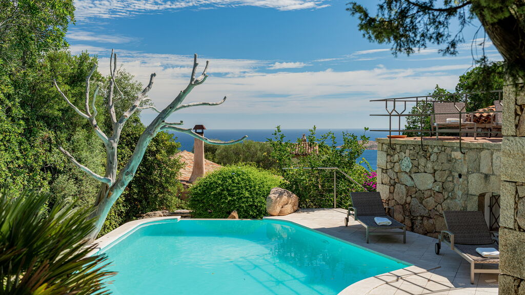 Ville in affitto in Costa Smeralda. Pevero