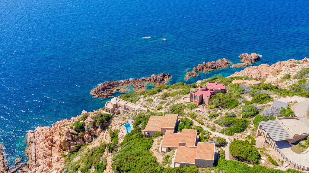 Abitare la Vacanza a Costa Paradiso. Mare
