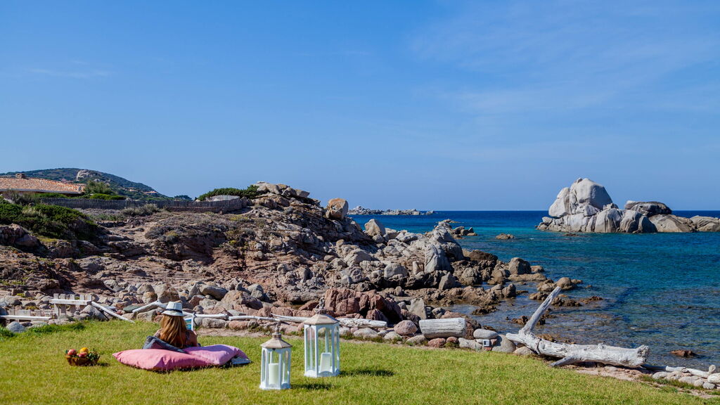 5 villas near the beach with a private pool