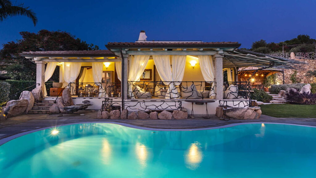 Luxury villas with pool in Sardinia villa Zaffran Luxury villas with pool in Sardinia villa Zaffran