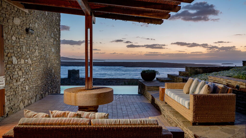 What to do in Sardinia when it rains. Stintino