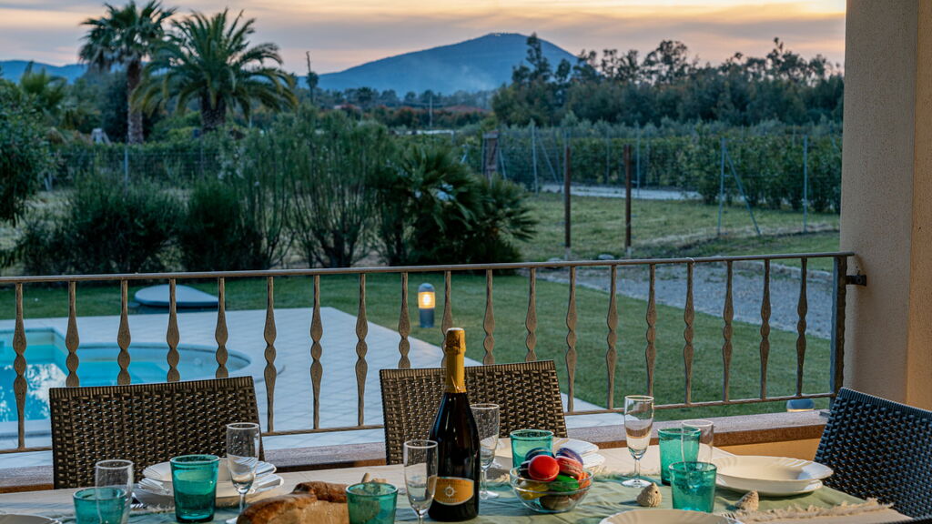 What to do in Sardinia when it rains. Villa