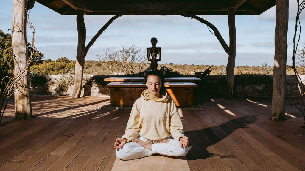 5 Villen für Yoga Retreat in Sardinien. Meer