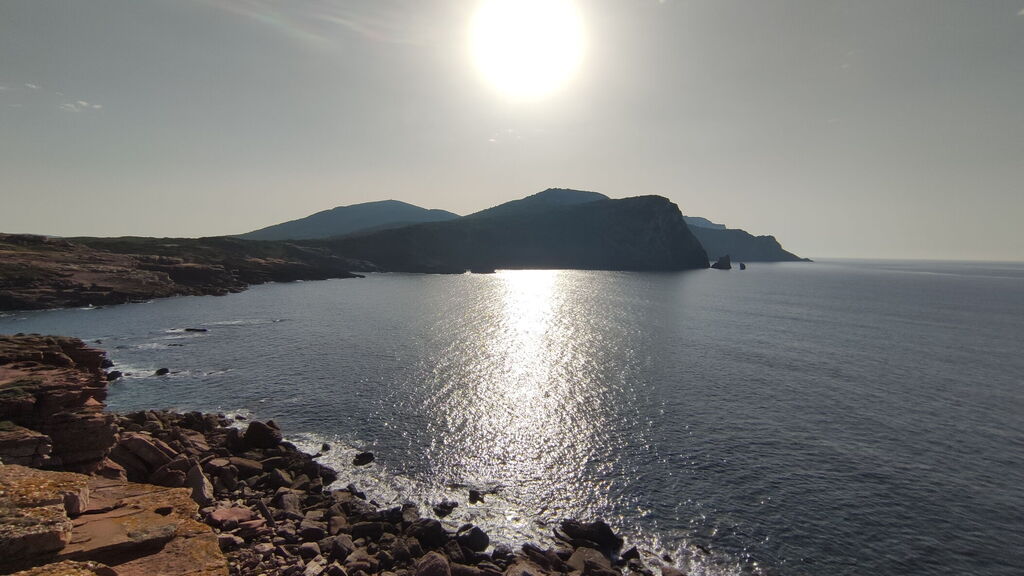 Matrimonio in barca in Sardegna tramonto