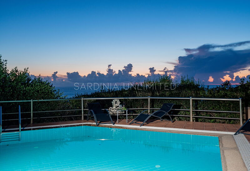Casa Rosa Rossa: Pool, Scenic View