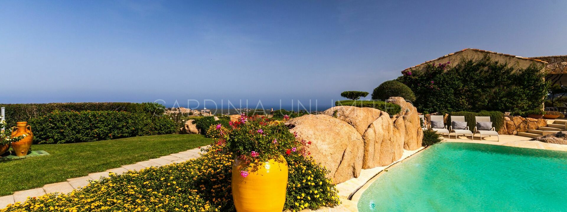 Villa Ephelia: Balcon / Terrasse / Patio, bassin, Extérieur