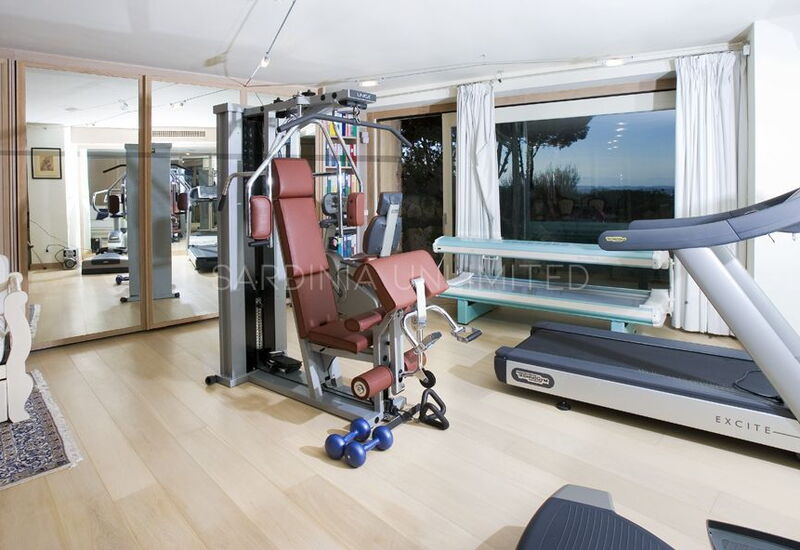 Villa Ephelia: Villa for rent in Porto Cervo gym