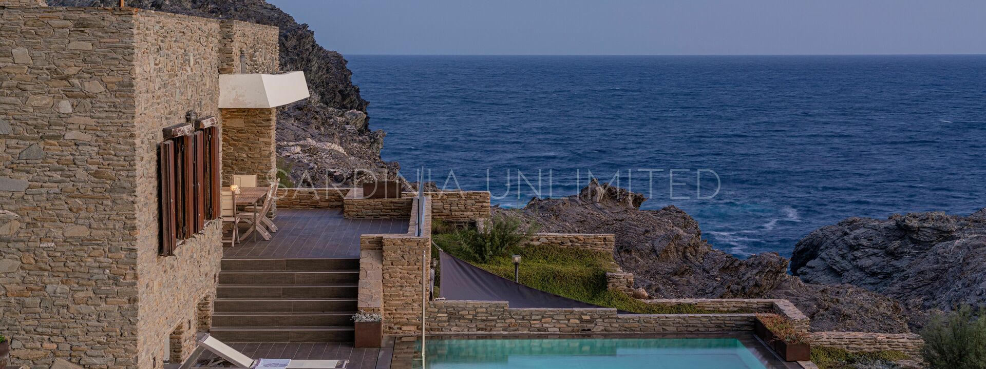 Villa Linayre: Balcone / Terrazza / Patio, Esterni, Piscina, Vista Panoramica