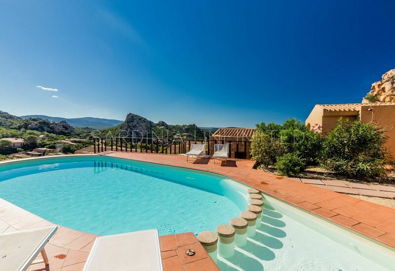 Villa Violetta Vita: Ferienvilla in Costa Paradiso in einer fantastischen Umgebung.