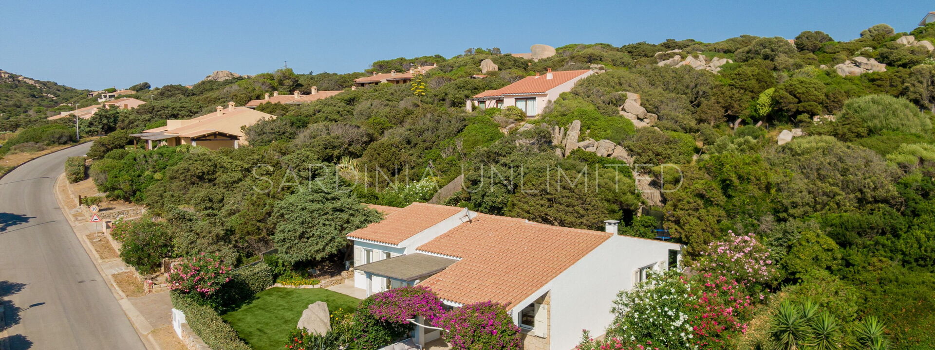 Villa Bolina: all'aperto