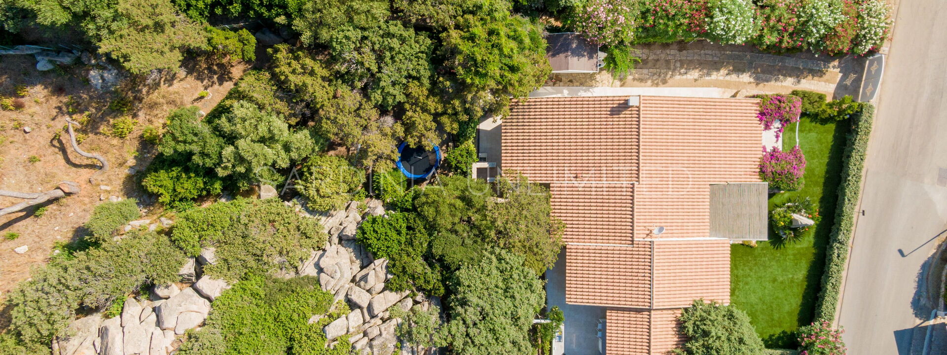 Villa Bolina: all'aperto