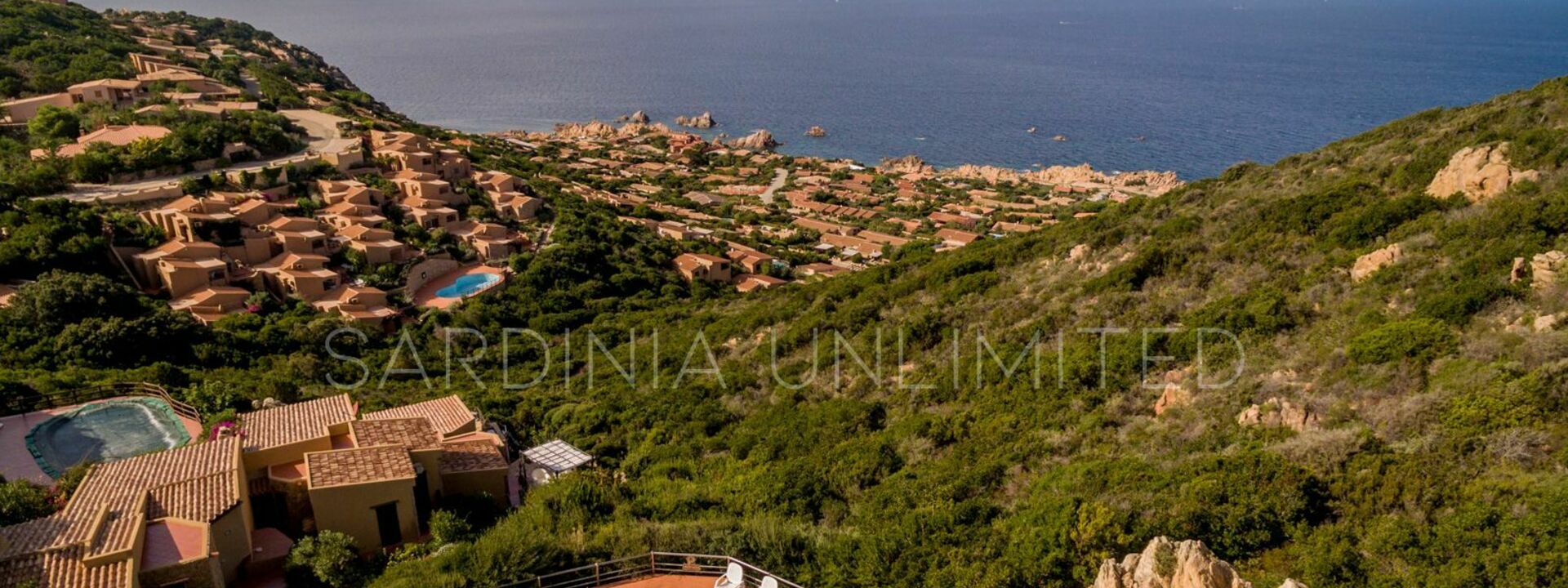 Casa Rosa Gialla: all'aperto