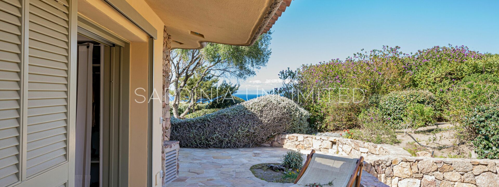 Villa Portobello di Gallura: Balcony / Terrace / Patio, Building Exterior, Outdoor