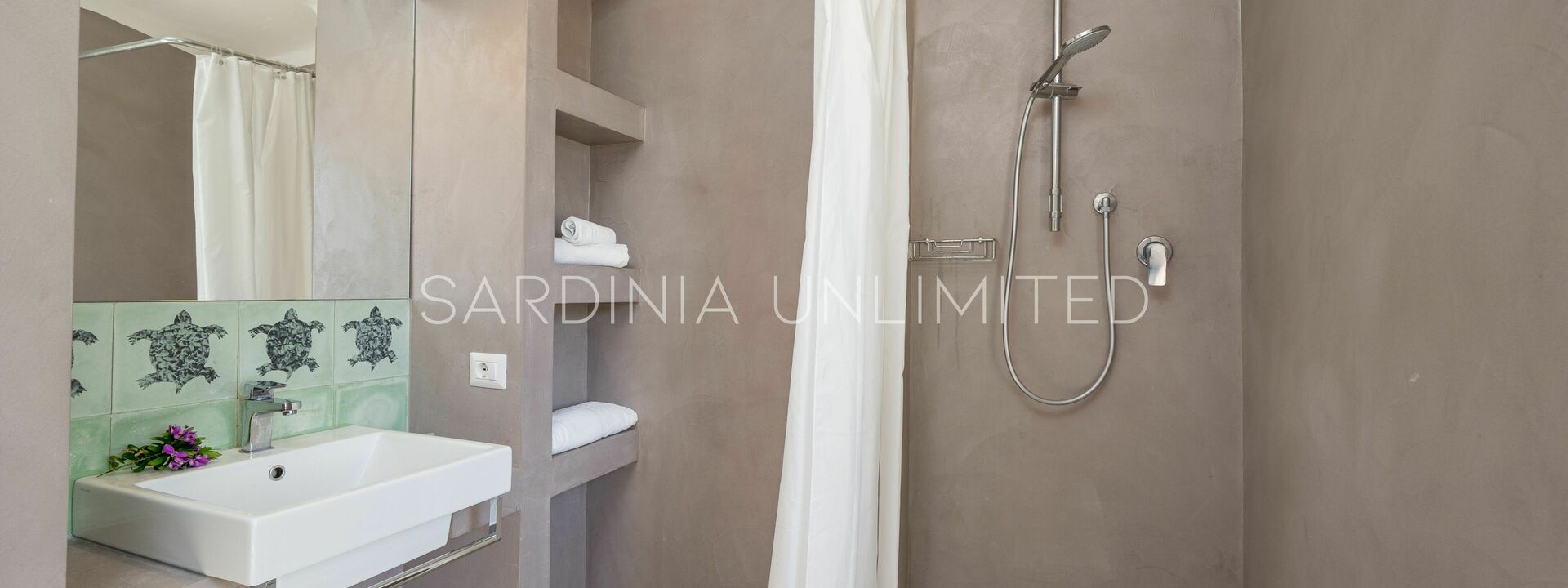 Villa Portobello di Gallura: Villa for rent Portobello di Gallura bathroom