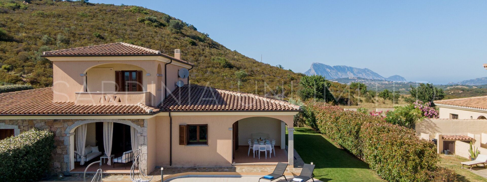 Villa Carula: Balcon / Terrasse / Patio, bassin, Extérieur, Extérieurs, Jardin