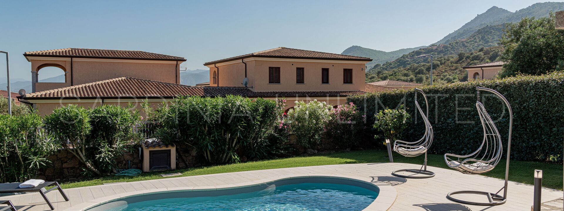 Villa Carula: Villa Carula: Villa in affitto piscina privata La Cinta San Teodoro