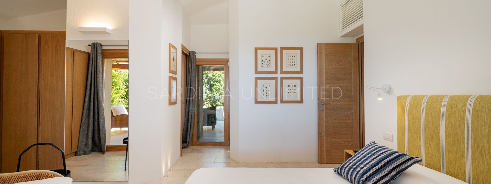 Villa Jaqueline: 5 double bedrooms Private Villa  Costa Smeralda