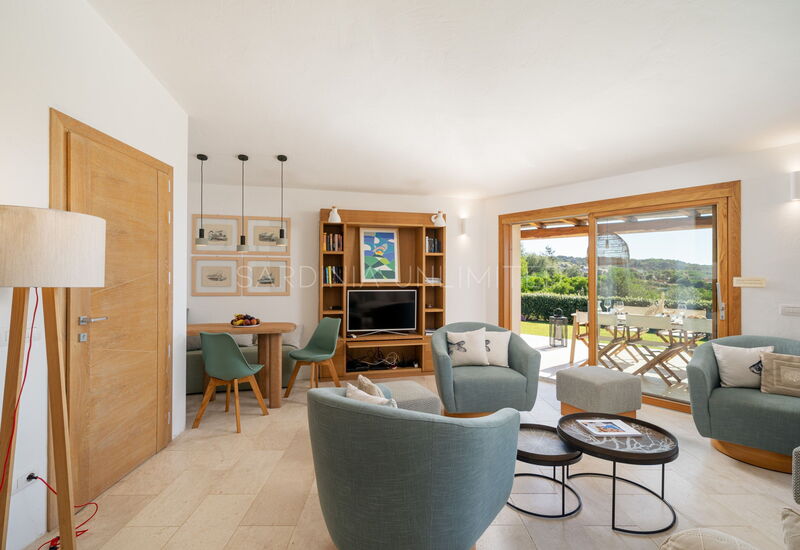 Villa Jaqueline: Balcony / Terrace / Patio, Living Room