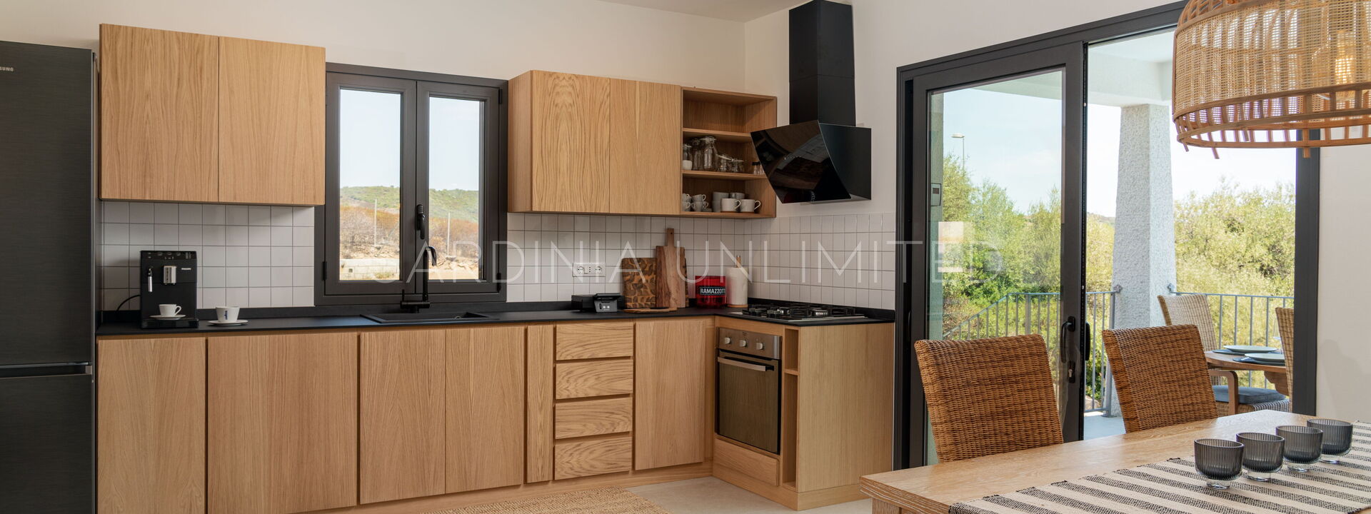 Villa Thia: affitto villa vacanze con cucina budoni