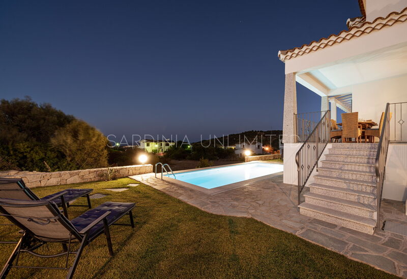 Villa Thia: Balcony / Terrace / Patio, Outdoor, Pool