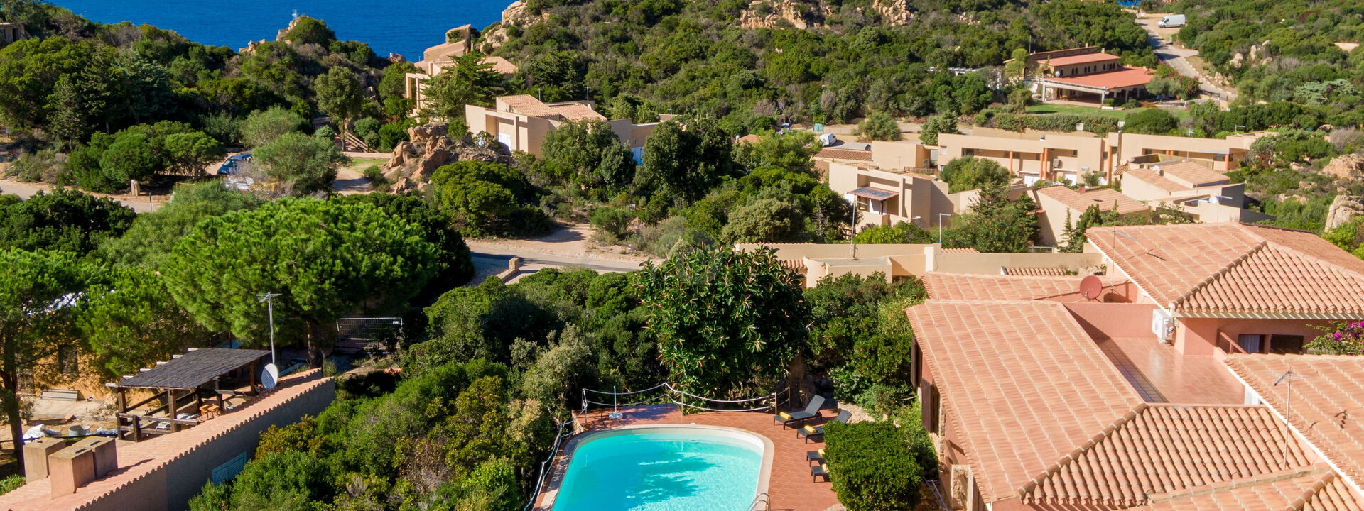 Villa Lilibeth: Building Exterior