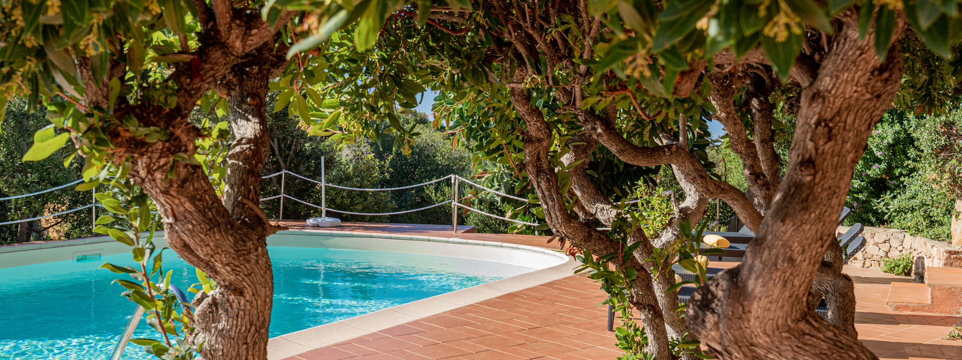 Villa Lilibeth: Building Exterior, Pool