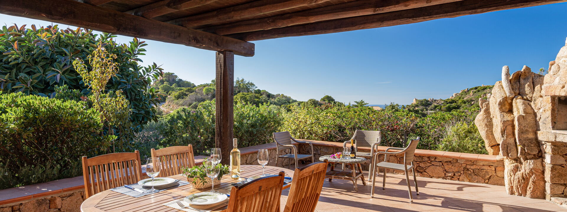 Villa Lilibeth: Balcony / Terrace / Patio