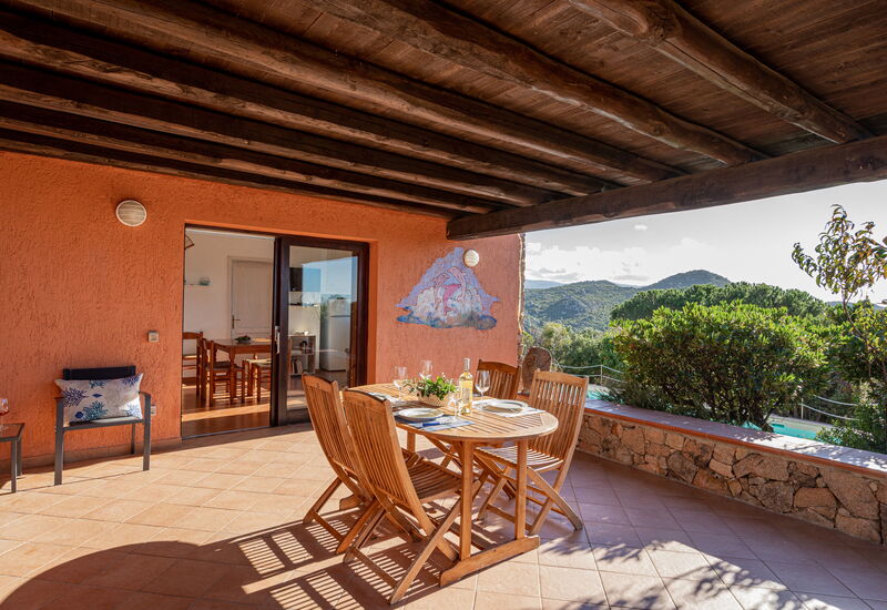 Villa Lilibeth: Balcony / Terrace / Patio