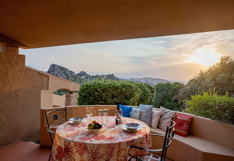 Villa Violetta Luna: Balcon / Terrasse / Patio, Extérieur, Vues