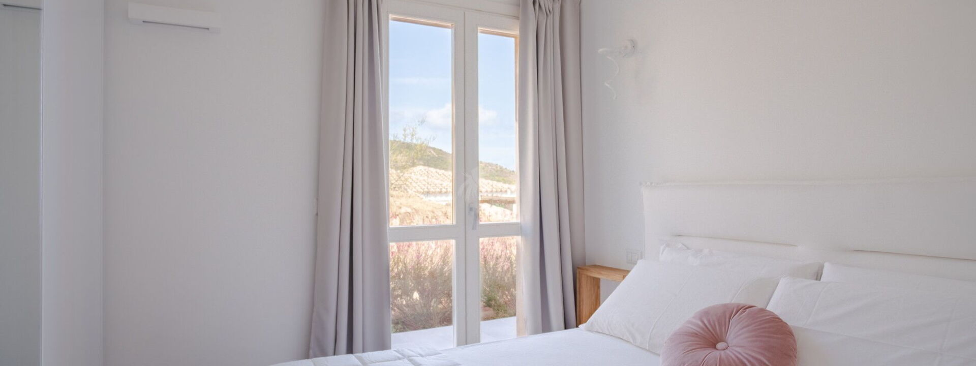 Villa Kalli Bloom: Camera da letto