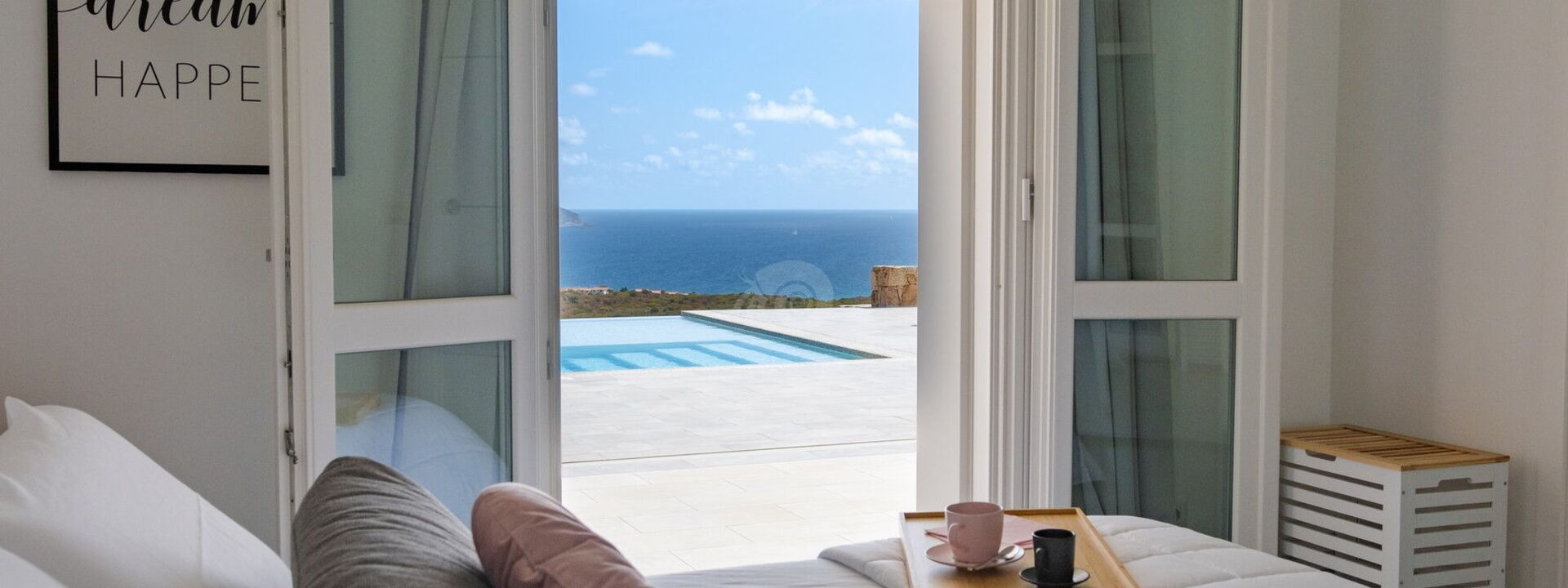 Villa Kalli Bloom: Camera da letto