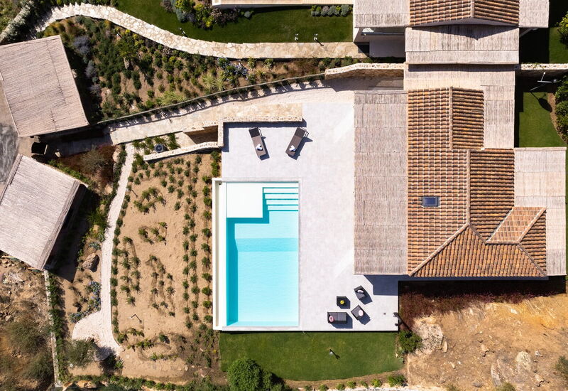 Villa Kalli Bloom: Building Exterior, Scenic View