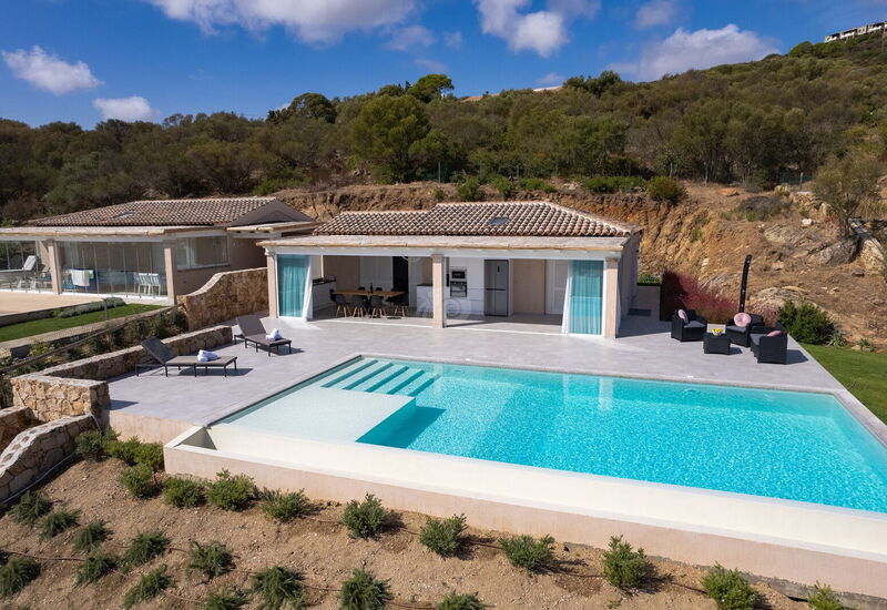 Villa Kalli Bloom: Building Exterior, Scenic View