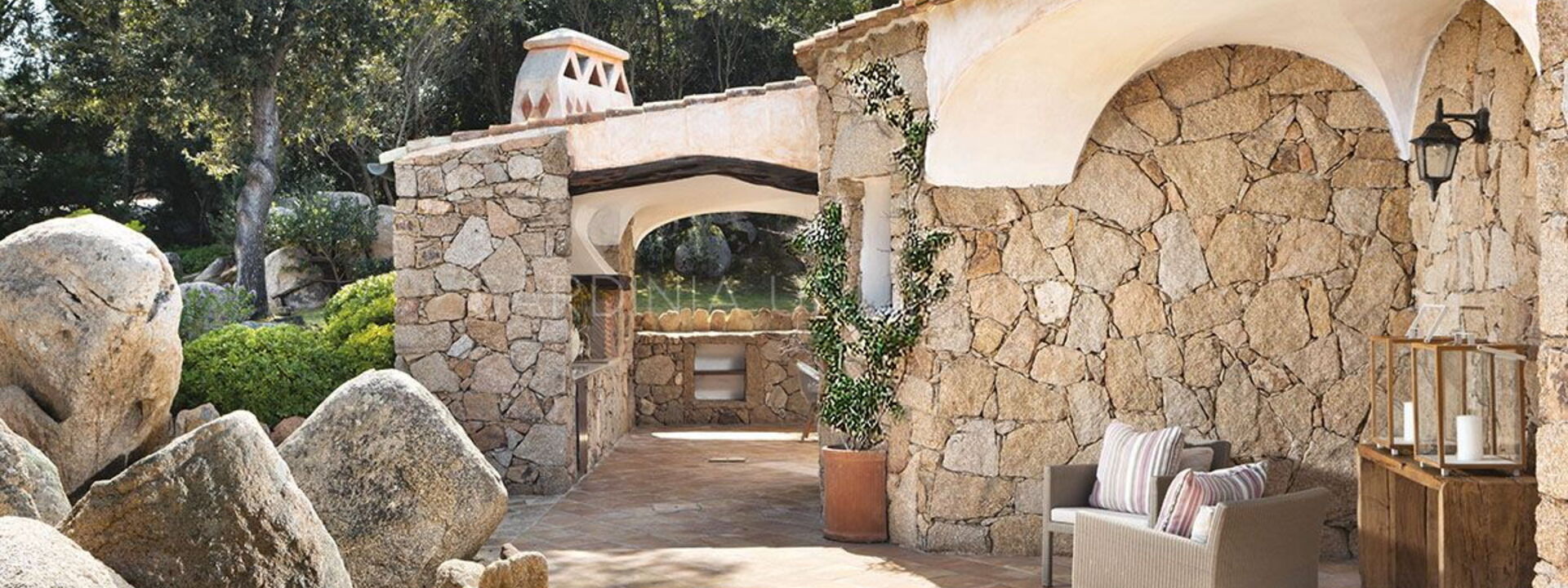 Villa Esmar: Outdoor, Room Detail