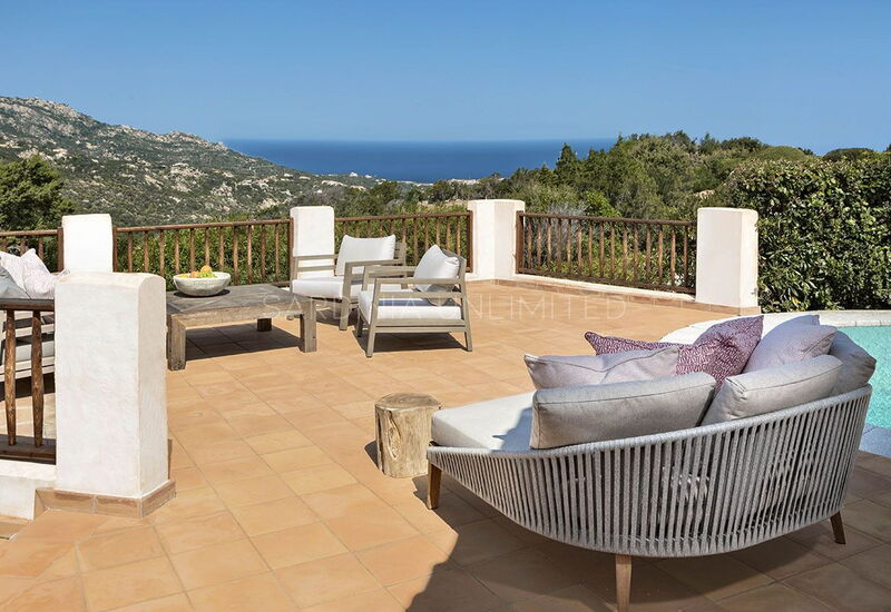 Villa Esmar: holiday home with swimming pool in Porto Cervo