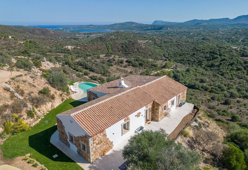 Villa Osier: Building Exterior, Scenic View