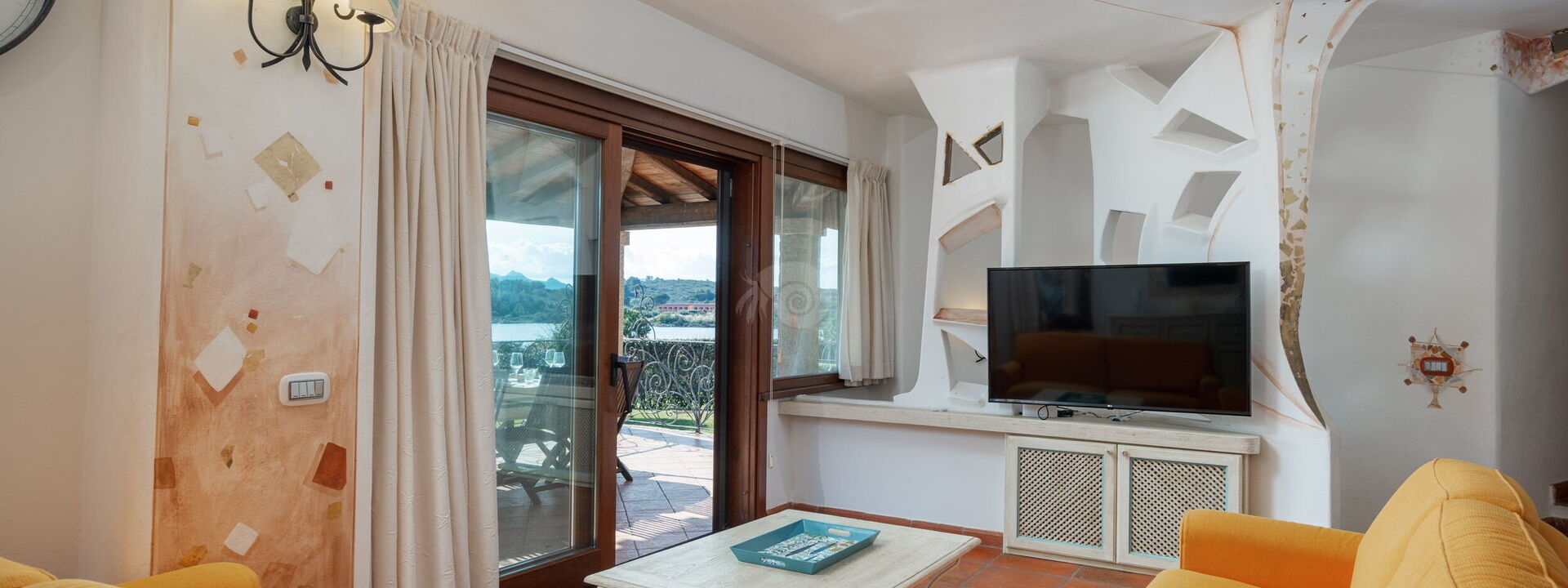 Villa Domus Ardea: Living Room