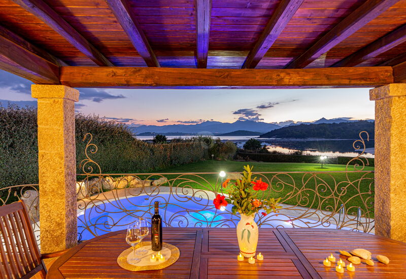 Villa Domus Ardea: Balcony / Terrace / Patio, Pool