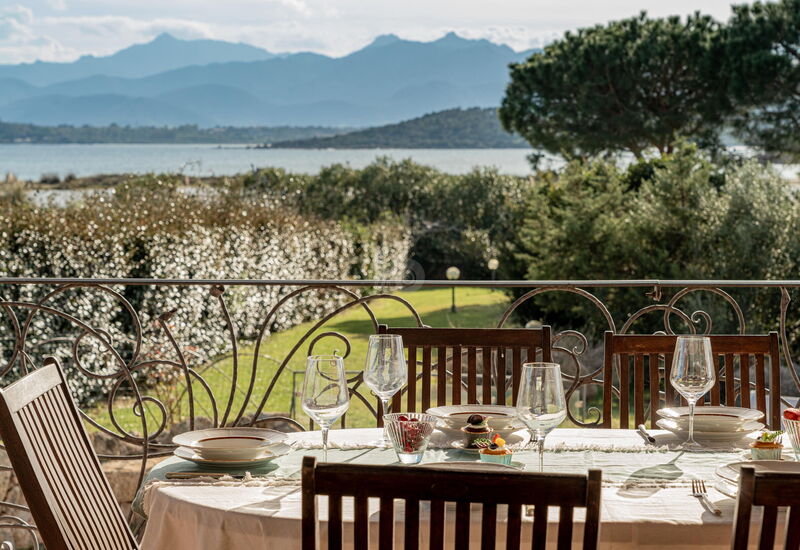 Villa Domus Ardea: Balcony / Terrace / Patio, Building Exterior, Scenic View