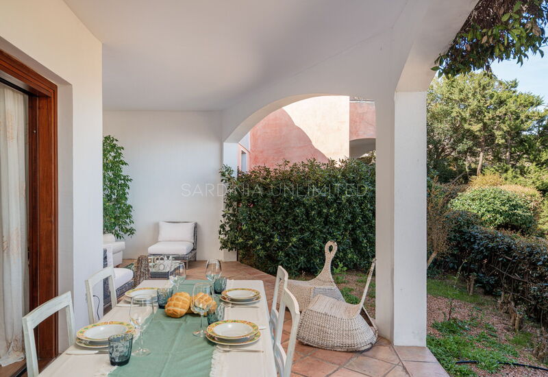 Villetta Leucosia: Balcony / Terrace / Patio, Building Exterior